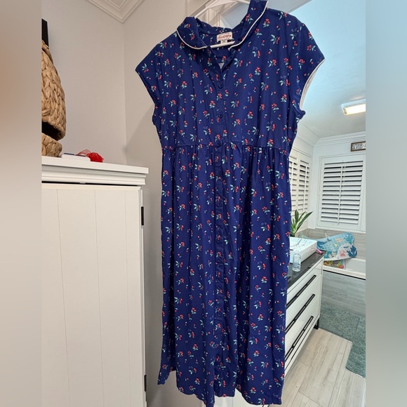 Other - Lovely Lanz of Salzburg Cherry Dress